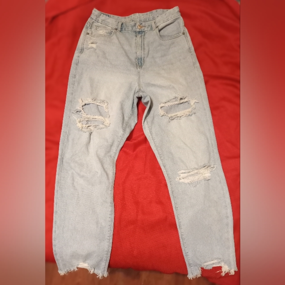 Women's Aeropostale curvy mom jeans